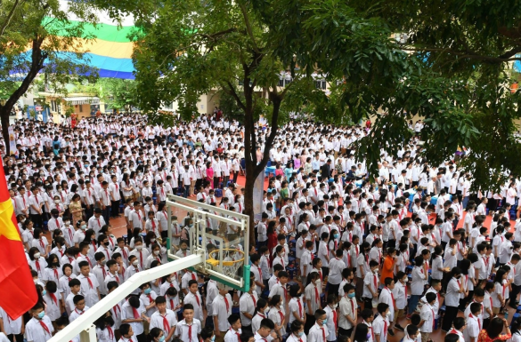 Học tiếng Anh cả năm vẫn không thể nói một câu hoàn chỉnh